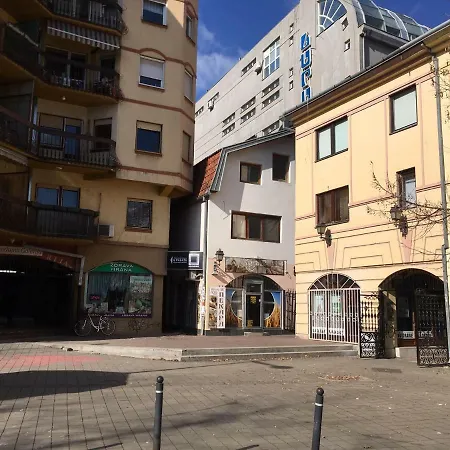 Vukan Apartament *